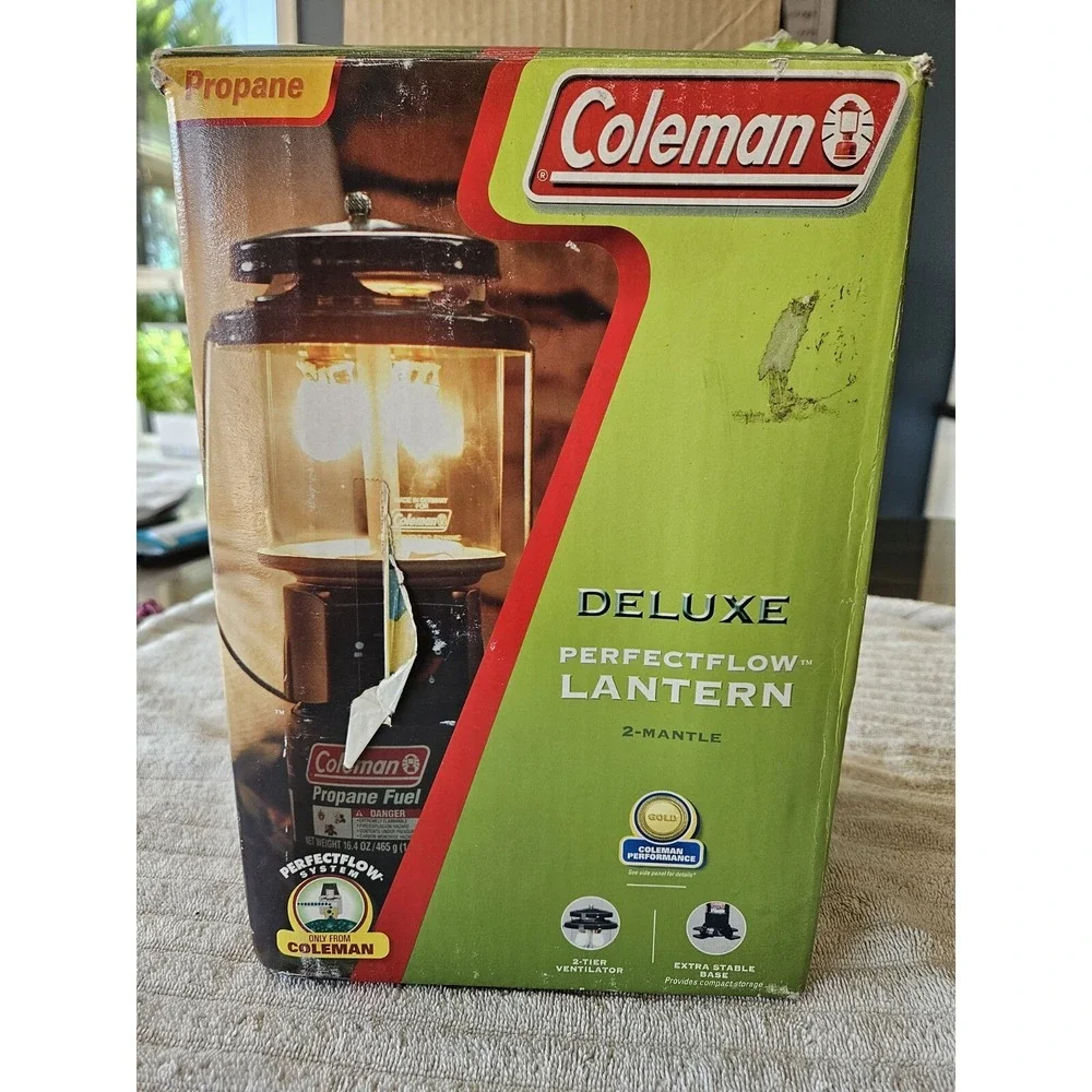 Coleman Lantern Deluxe 2 Mantle 2004 8hr Runtime With Base‎ In Box